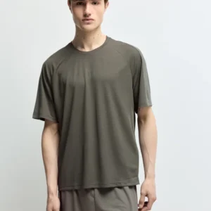 Colour block sports T-shirt