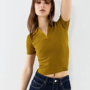 Basic rib knit polo shirt